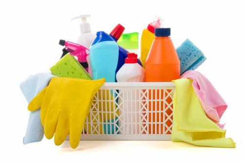 Deep cleaning service for a Barnet home kitchen and living area